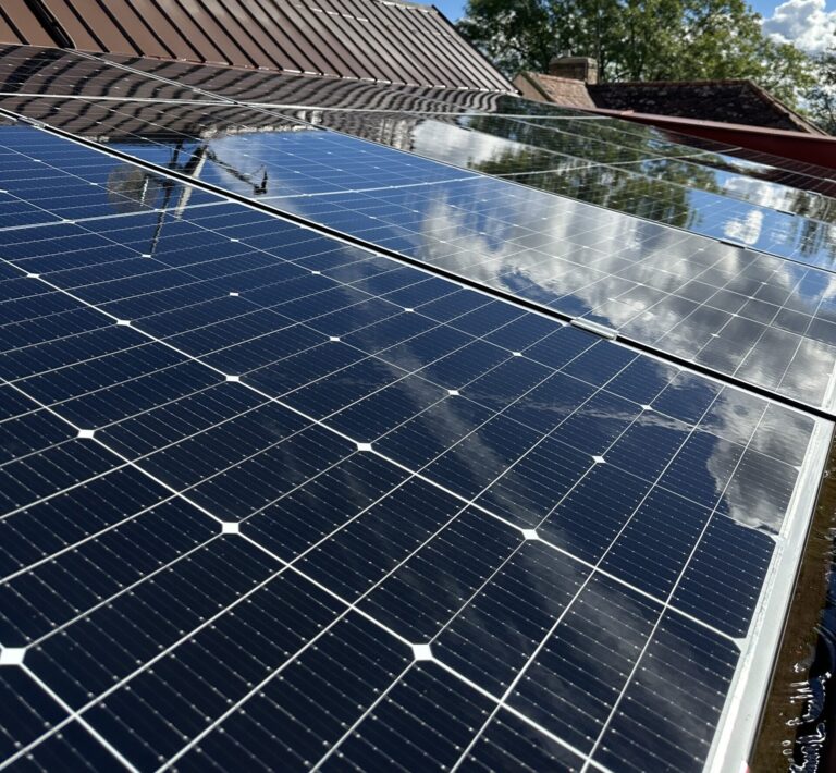 čištění fotovoltaických panelů